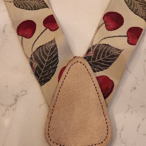Trafalgar Calvin Curtis Design Cherry Suspenders - Picture 6 of 7